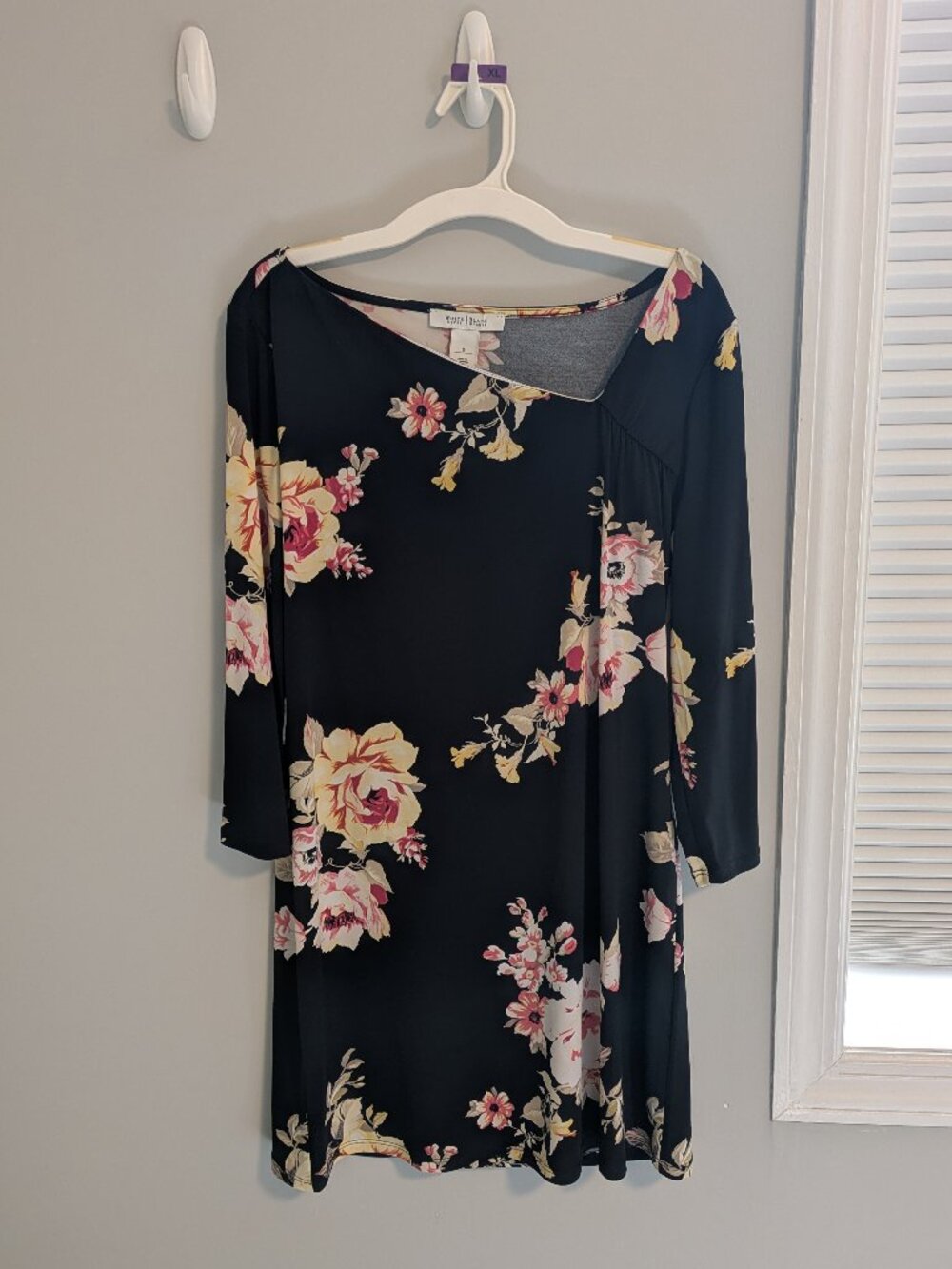 Black, Flower-Patterned Mini Dress - White House Black Market - S - NEVER WORN